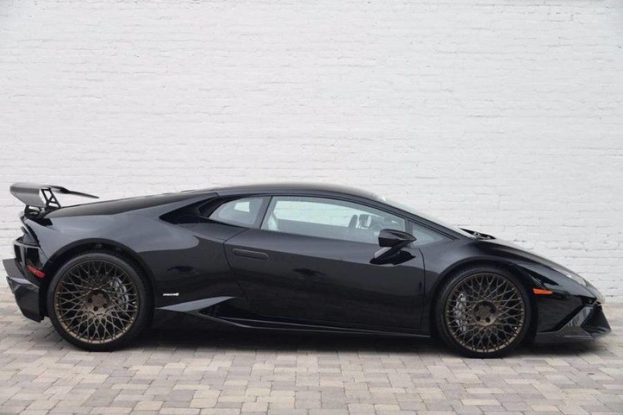  Lamborghini Huracan by Mansory 2016 года  (фото 2 из 12)